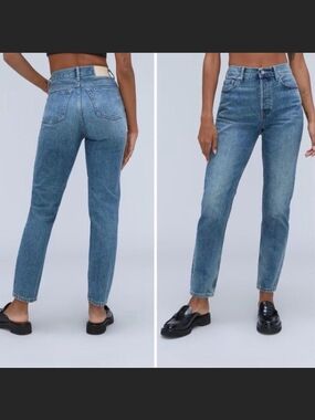 Everlane 90s Cheeky Jean High-Rise Straight Jeans - Medium Blue Wash